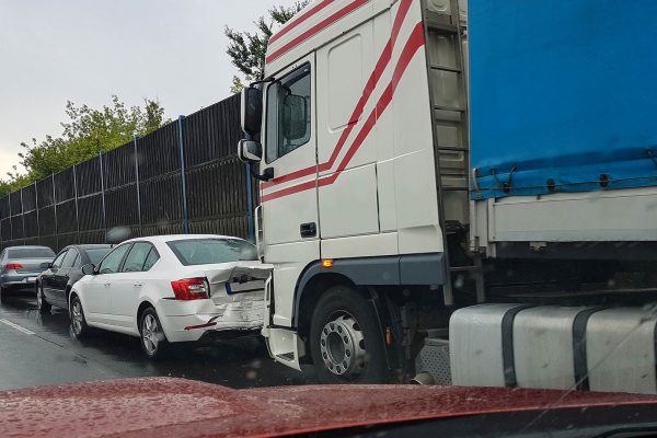 Sistem de detecție a incidentelor de trafic