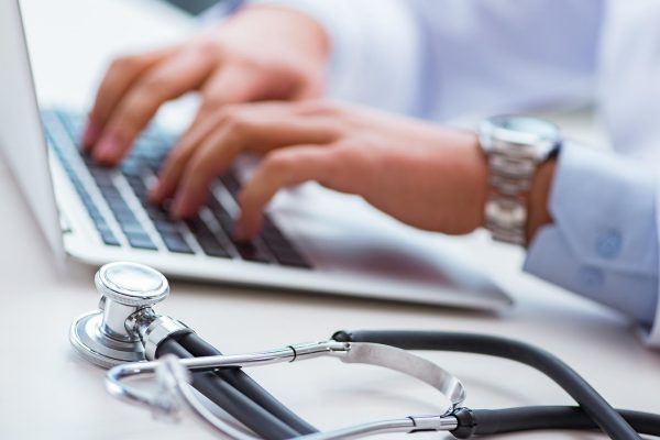 Telemedicină
